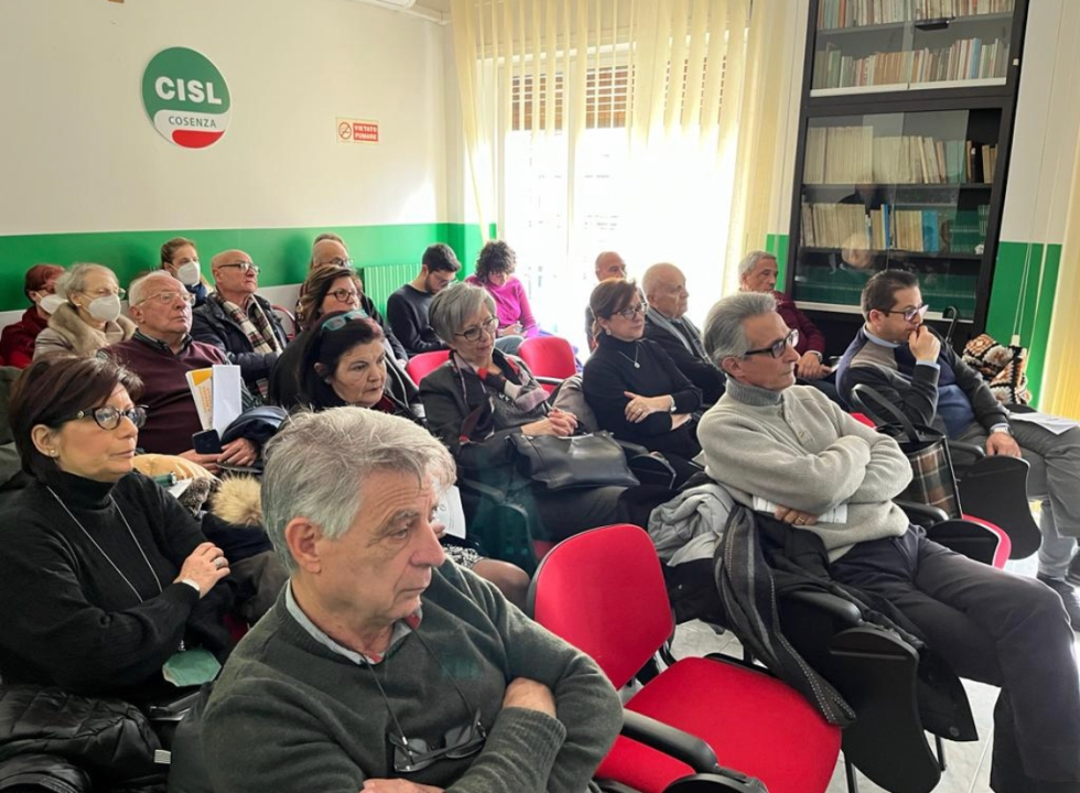imm_9732_fnp-cisl-cosenza-prevenzione-truffe-anziani-foto-2.jpg